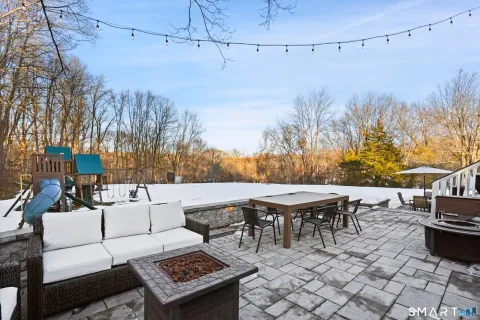 $1,495,000 | 72 Barclay Drive, Stamford, CT 06903
