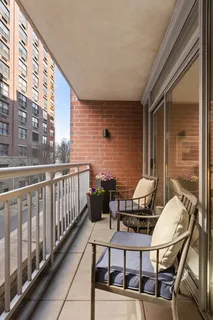 $1,150,000 | 1125 Maxwell Lane, Unit 222, Hoboken, NJ 07030