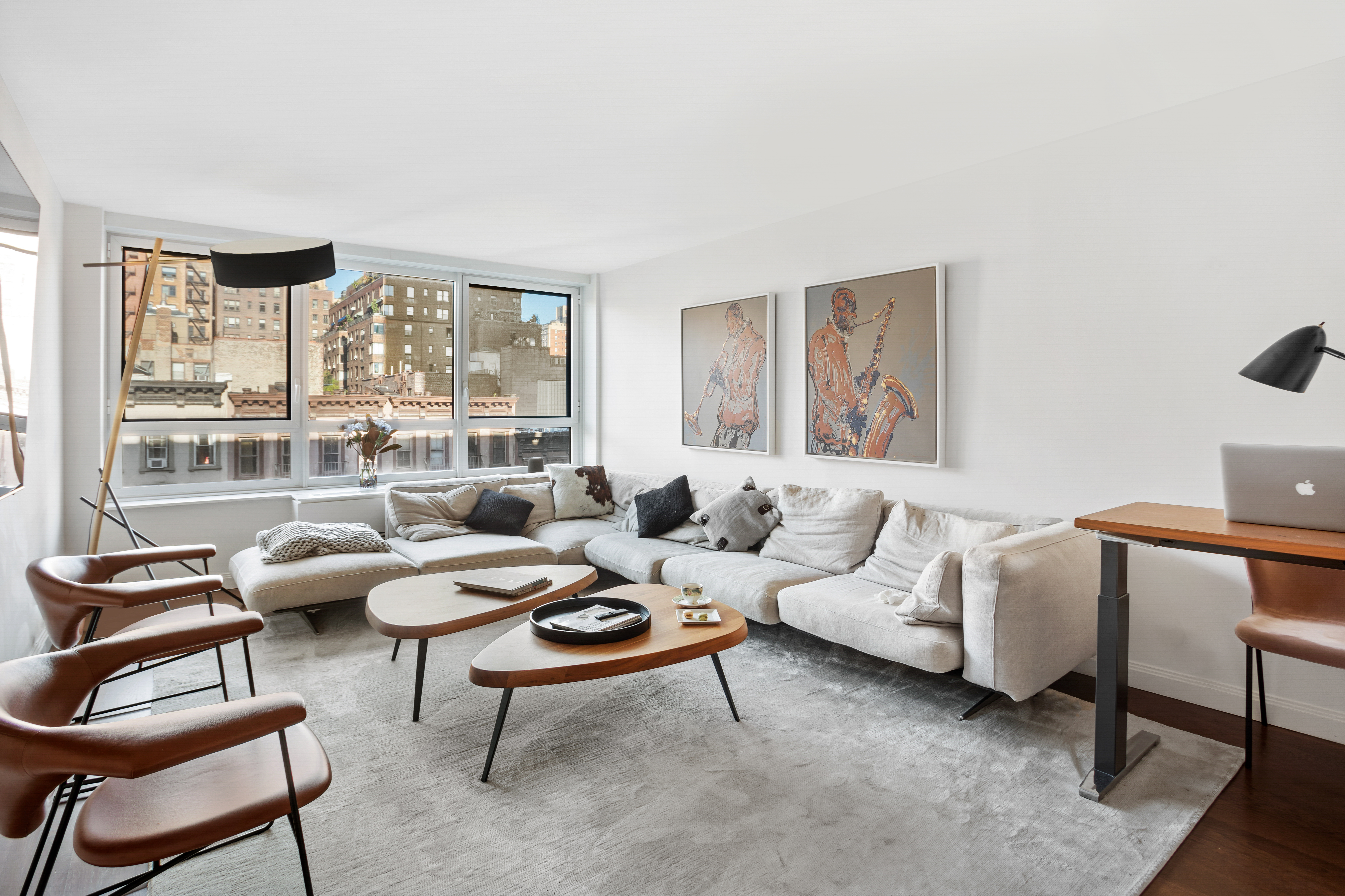 200 East 94th St Unit 604  