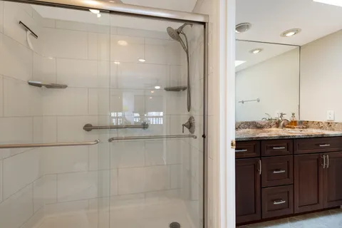 $655,000 | 1479 Landings Circle, Unit 41, Sarasota, FL 34231