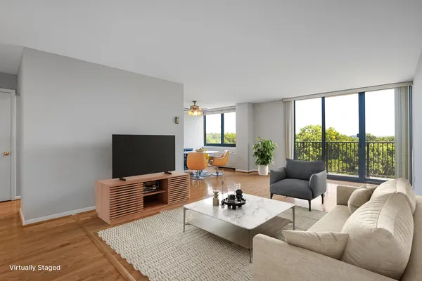 $209,990 | 600 Roosevelt Boulevard, Unit 510, Falls Church, VA 22044