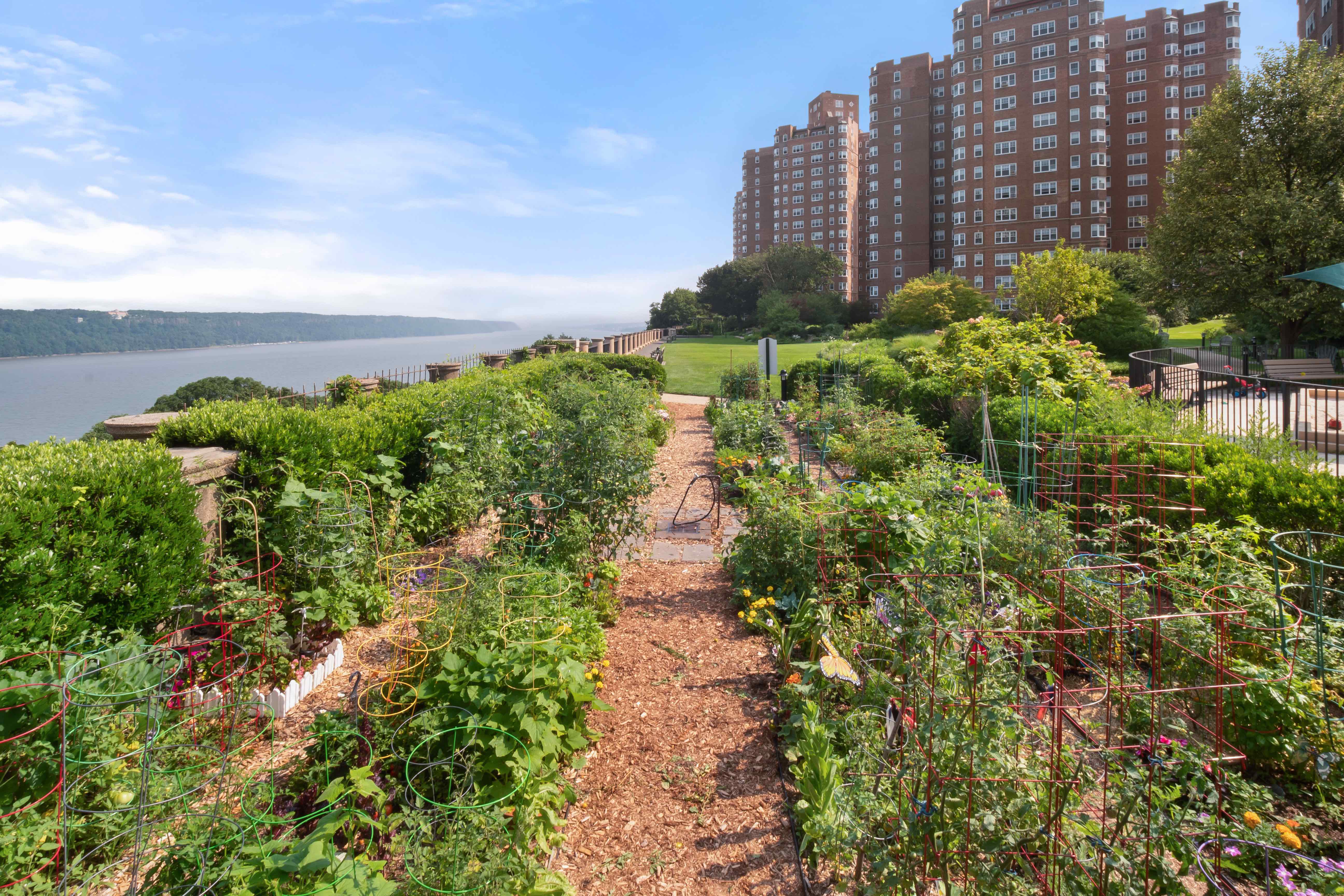 160 Cabrini Boulevard, Unit 10 Manhattan, NY 10033 - Photo 21 of 31