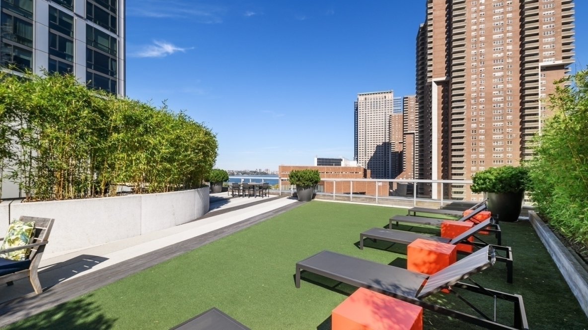 200 Chambers Street, Unit 2N Manhattan, NY 10007 - Photo 13 of 15