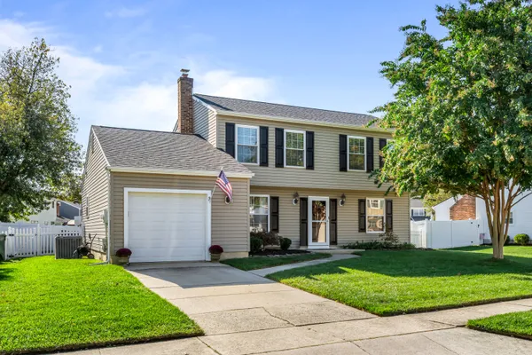 $570,000 | 3 Luray Lane, Marlton, NJ 08053