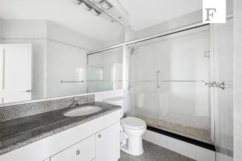 $1,400,000 | 380 Rector Place, Unit 3R | Battery Park City