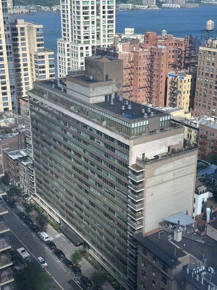 315 West 70th Street, Unit 2D Manhattan, NY 10023 - Photo 10 of 11 Gallery Image 10