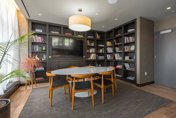 $4,666 | 282 South 5th Street, Unit 4H | Williamsburg