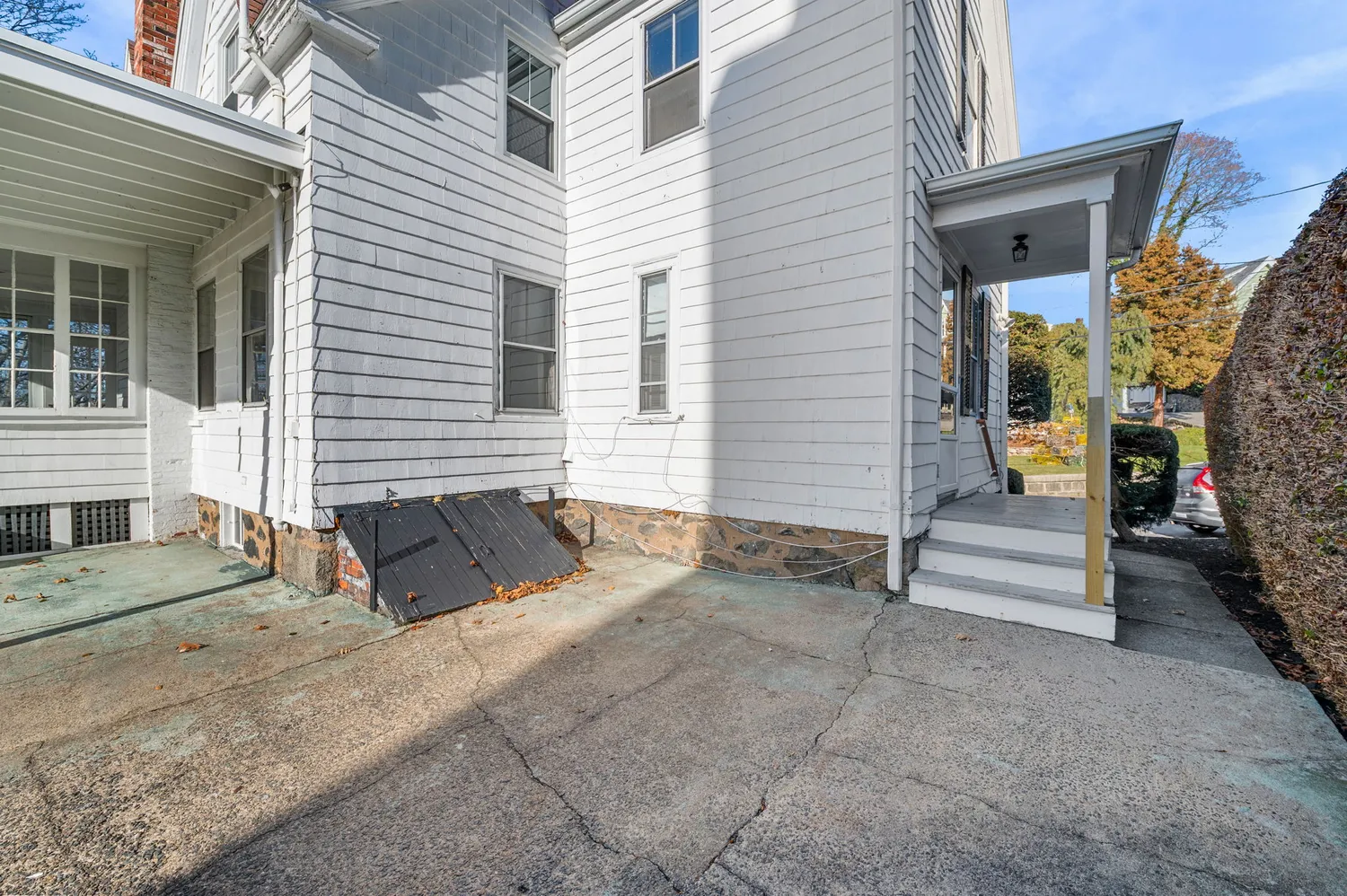 a house view with a garden space