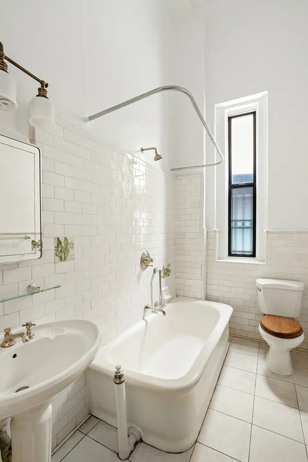$1,850,000 | 885 West End Avenue, Unit GC | Upper West Side