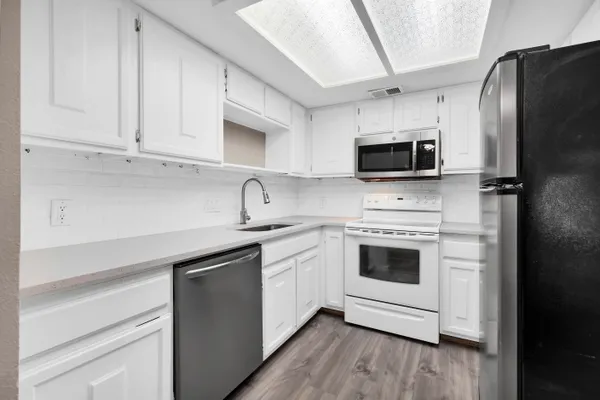 $435,000 | 3607 Las Colinas Drive, Unit B, Austin, TX 78731