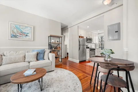 $649,000 | 7 Knowlton Street, Unit 3, South Boston, MA 02127