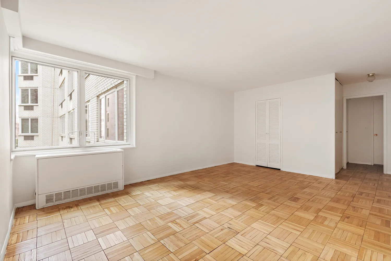 $1,150,000 | 301 East 22nd Street, Unit 4CD | Gramercy