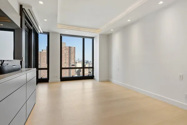 $5,199,995 | 101 Warren Street, Unit 2420 | TriBeCa