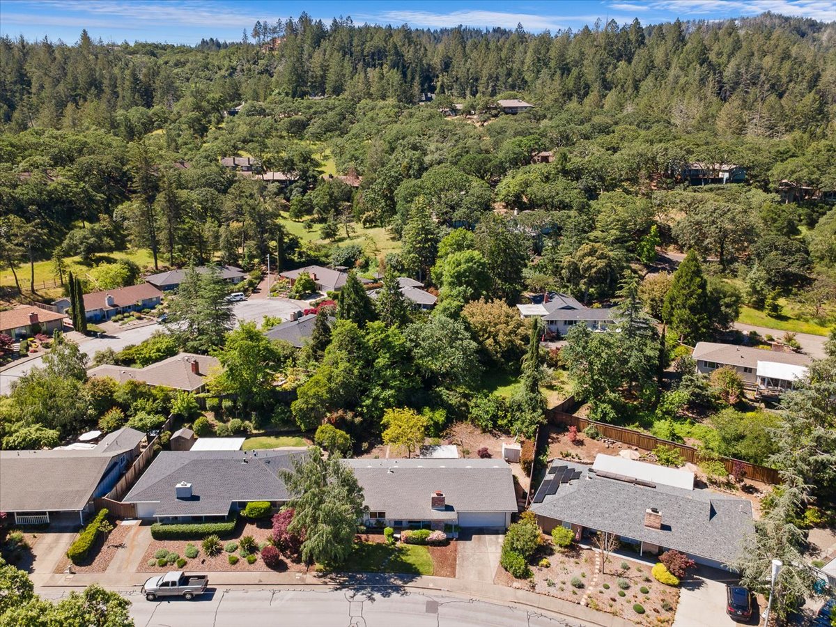 417 Deerfield Circle Santa Rosa, CA 95409 - Photo 34 of 43