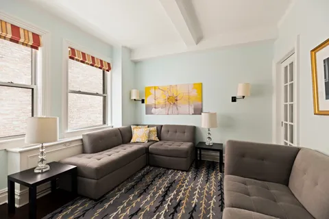 $3,995,000 | 1158 5th Avenue, Unit 4A | Upper East Side
