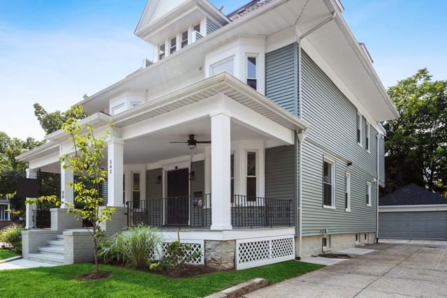 $2,795,000 | 542 East 24th Street | South Midwood