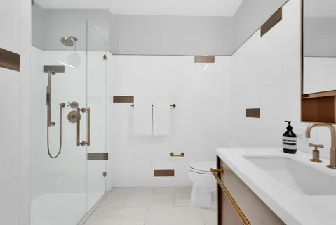 $4,950,000 | 305 East 51st Street, Unit 89B | Midtown East