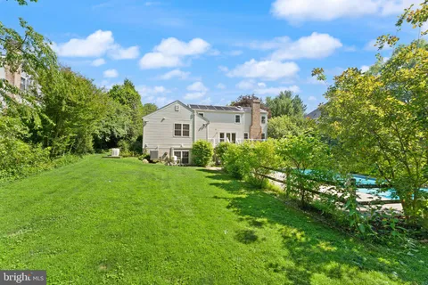 $1,285,000 | 9719 Cinnamon Creek Drive, Vienna, VA 22182