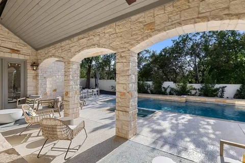 $1,399,000 | 22 Autumn Oaks Drive, Austin, TX 78738