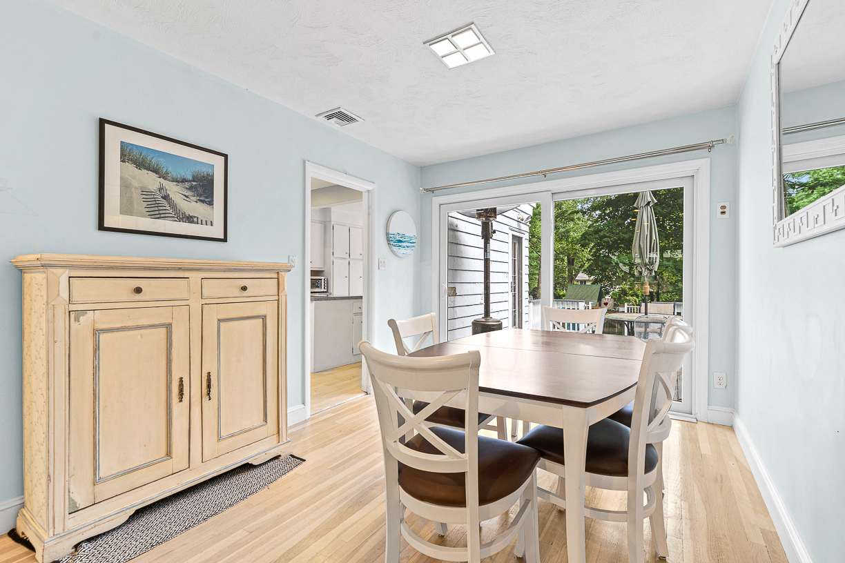 44 Rowena Road Newton Center, MA 02459 - Photo 5 of 16