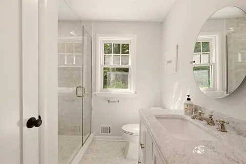 $2,500,000 | 5136 Macomb Street Northwest, Washington, DC 20016