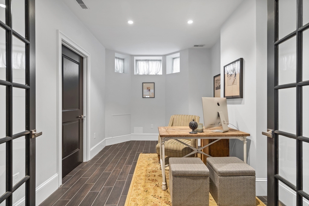 795 East 4th Street Boston, MA 02127 - Photo 20 of 22