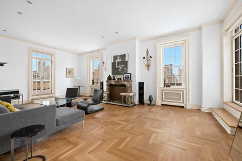 $5,000,000 | 911 Park Avenue, Unit PHE | Upper East Side