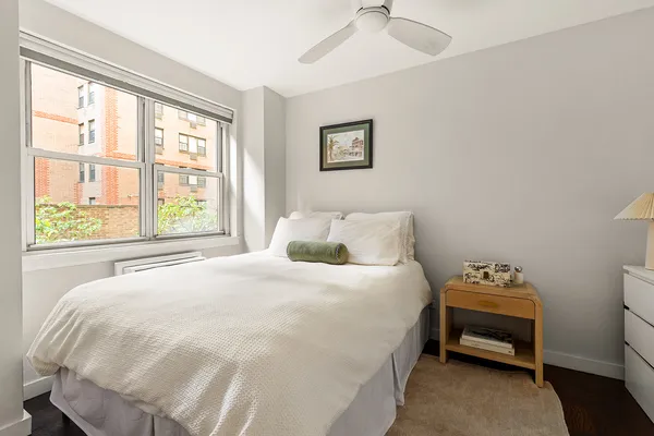 $610,000 | 333 East 79th Street, Unit 1R | Upper East Side