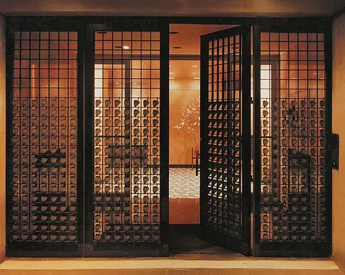 a view of a entryway door of the building