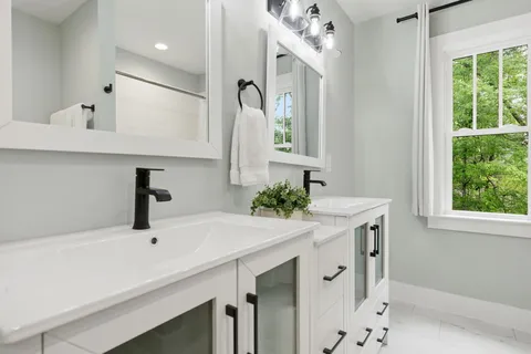 $785,000 | Twisted Maple Lane, Hillsborough, NC 27278