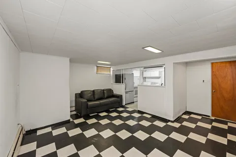 $669,000 | 522 Stewart Avenue | South New York