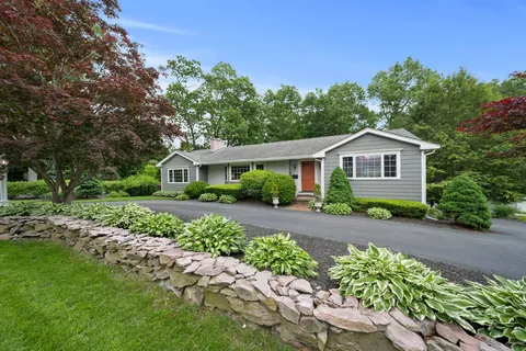 Contact Agent | Chapman Street, Canton, MA 02021