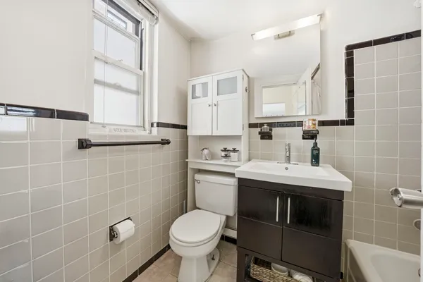 $3,650 | 139 East 33rd Street, Unit 5M | Kips Bay