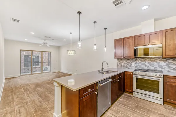 $375,000 | 908 Nueces Street, Unit 14, Austin, TX 78701