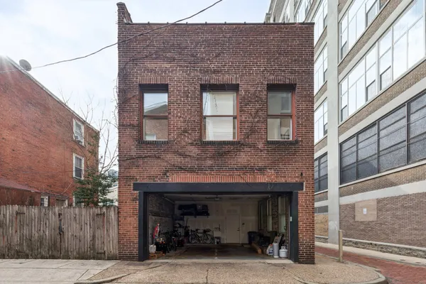 $3,750,000 | 207 South 24th Street, Philadelphia, PA 19103