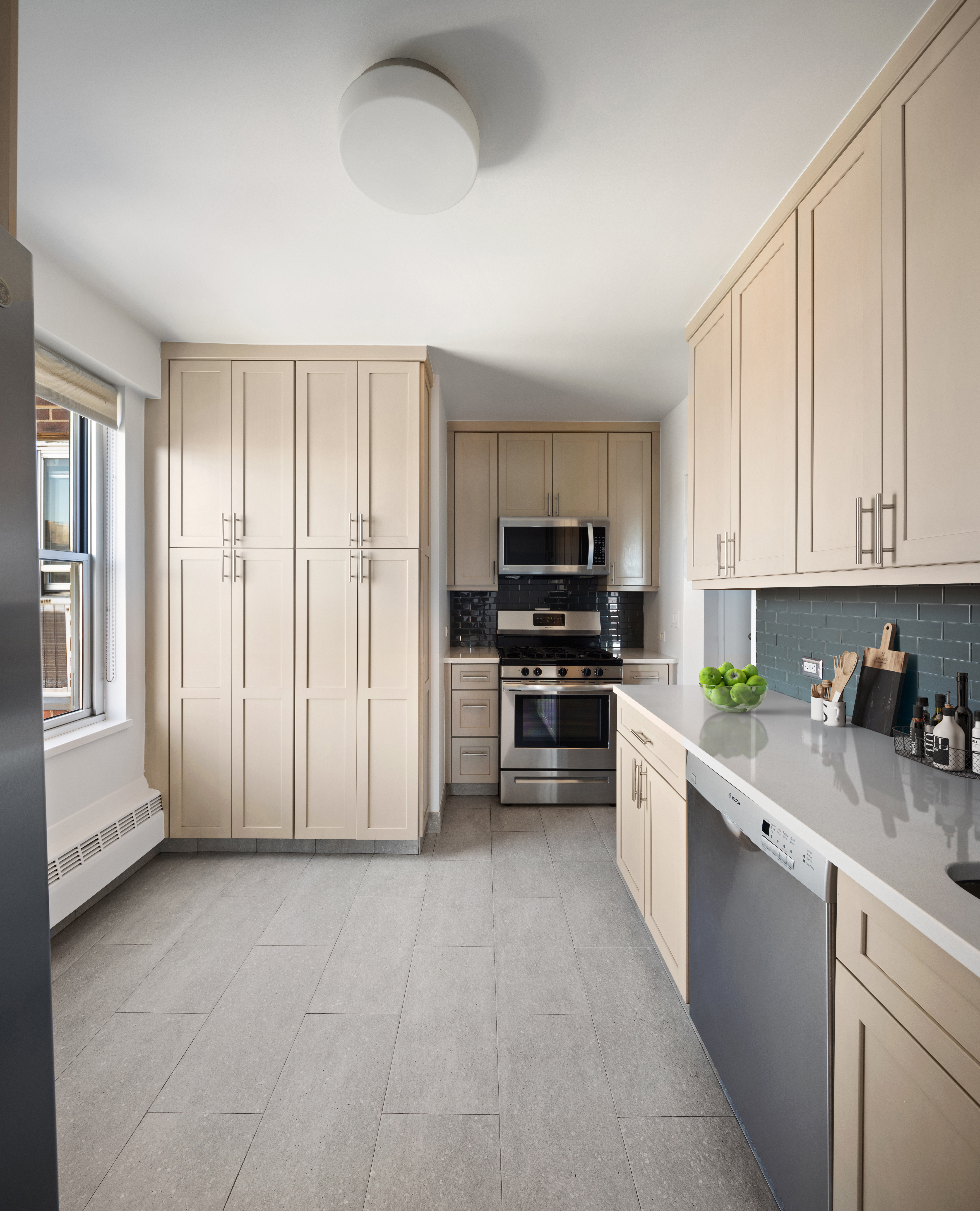 477 FDR Drive, Unit M1905 Manhattan, NY 10002 - Photo 7 of 11