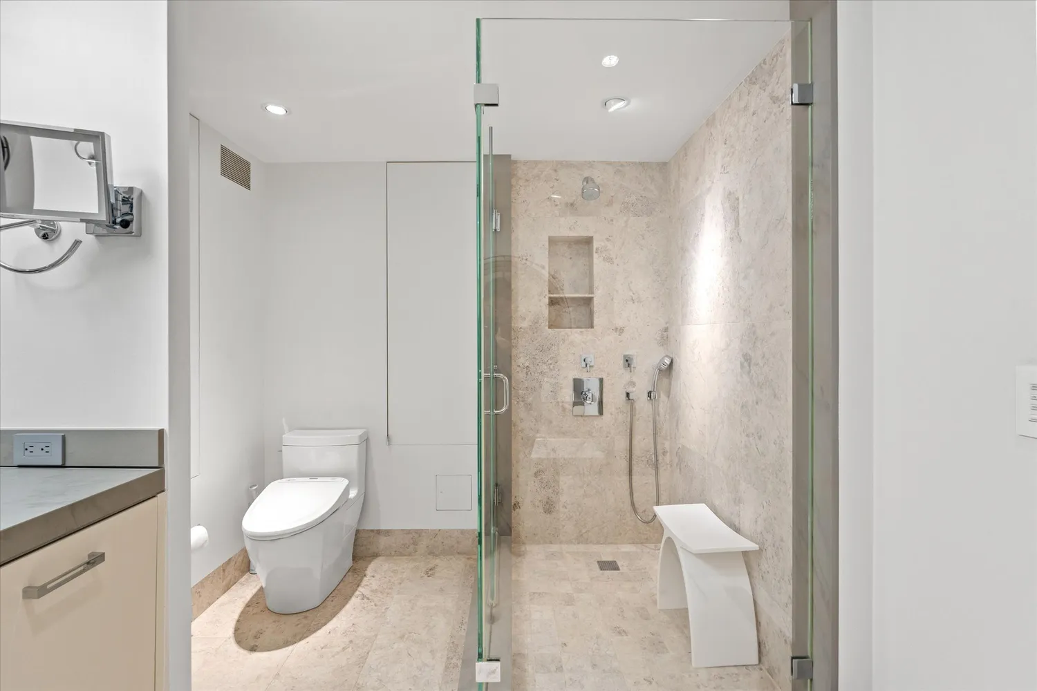 Contact Agent | 700 New Hampshire Avenue Northwest, Unit 708/709, Washington, DC 20037