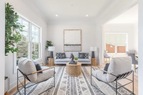 $2,295,000 | 8806 Walnut Hill Road, Chevy Chase, MD 20815