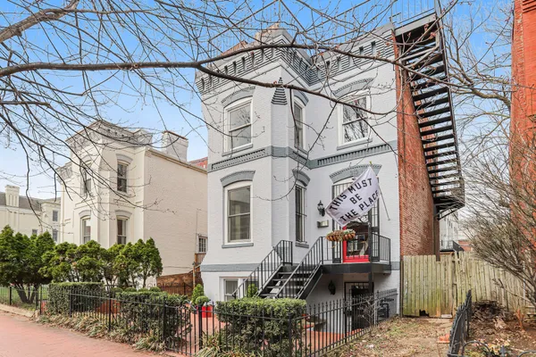 $799,900 | 313 M Street Northwest, Washington, DC 20001