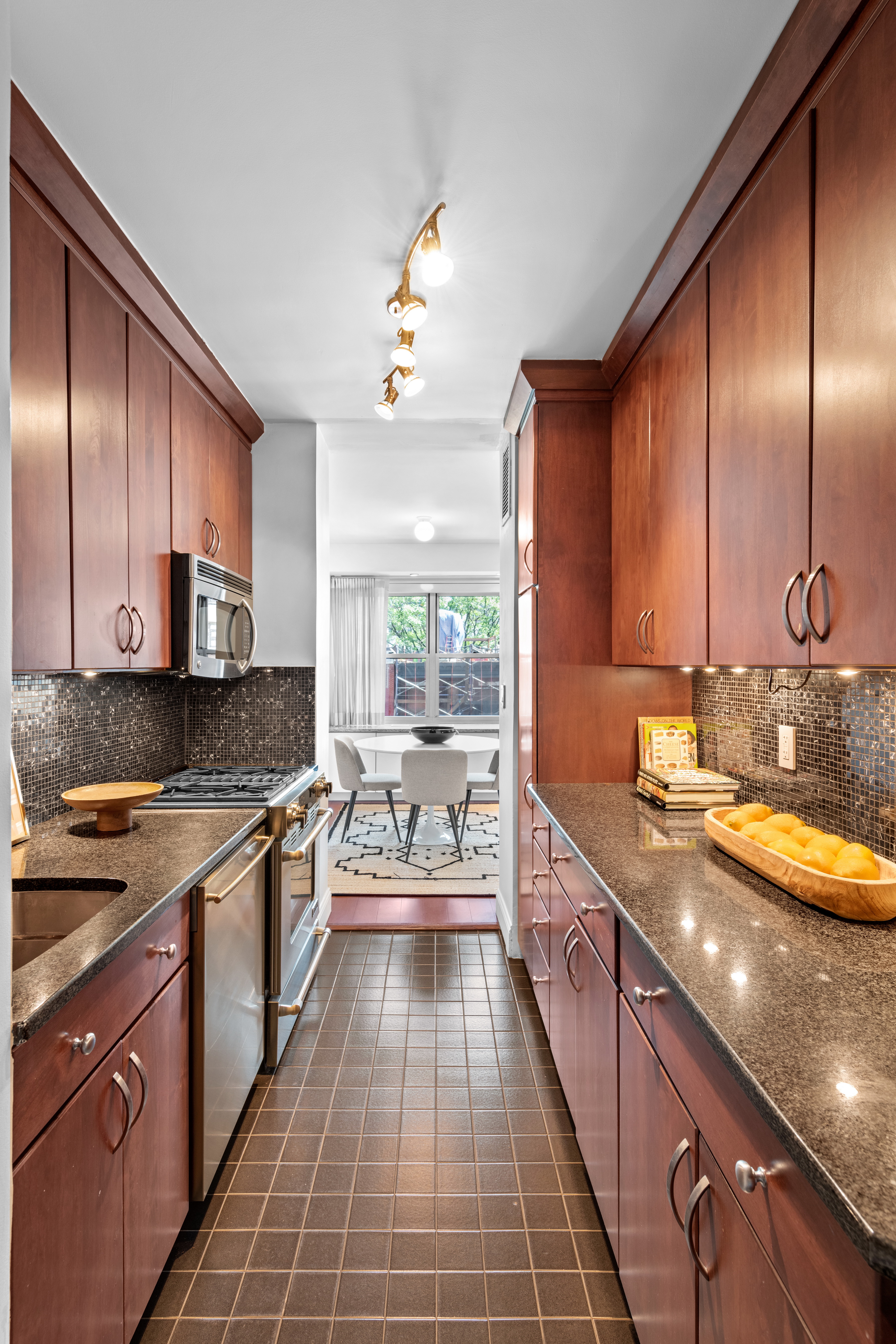 20 East 9th Street, Unit 7X Manhattan, NY 10003 - Photo 9 of 30