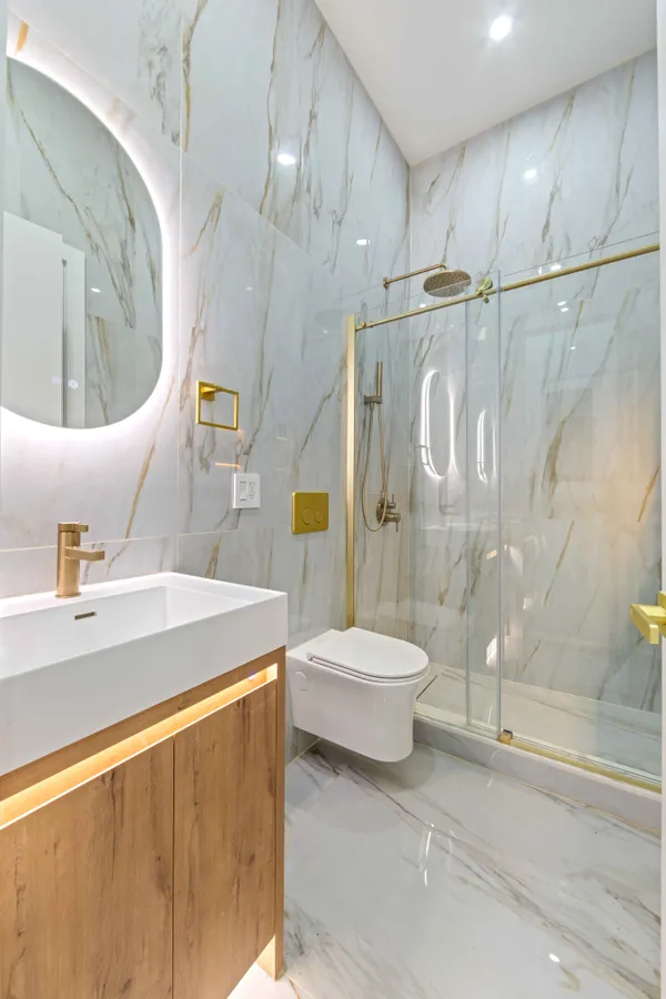 $9,750 | 234 Flatbush Avenue, Unit 3 | Park Slope