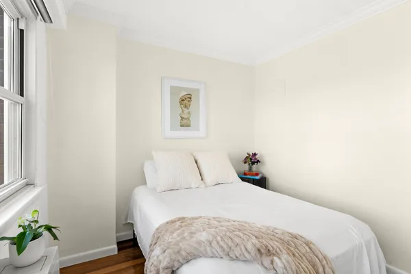 $765,000 | 101 West 12th Street, Unit 15A | West Village