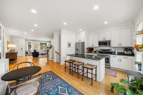 $875,000 | 517 Carpenter Street, Philadelphia, PA 19147