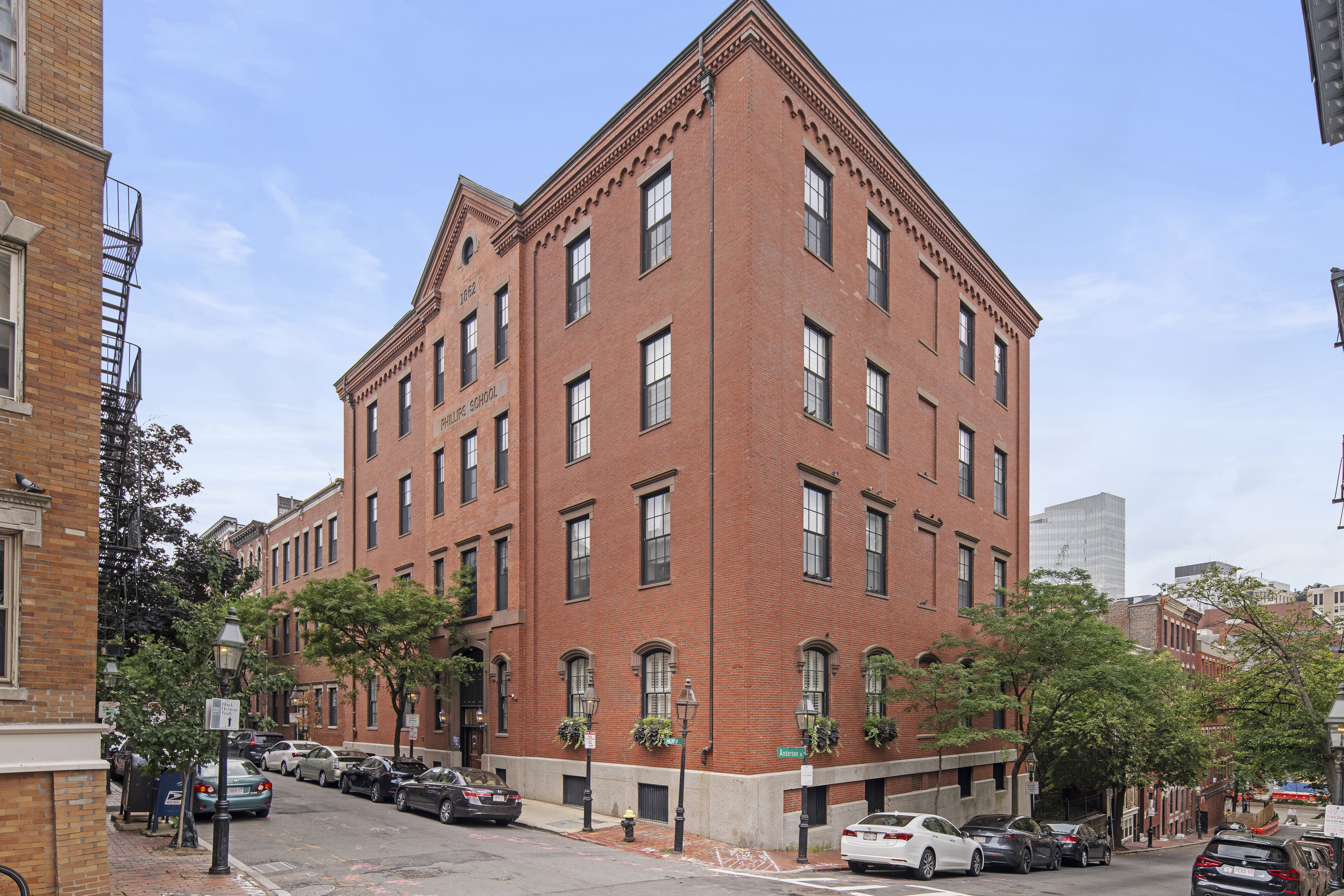 41-43 Phillips Street, Unit 4 Boston, MA 02114 - Photo 9 of 9 a front view of a building