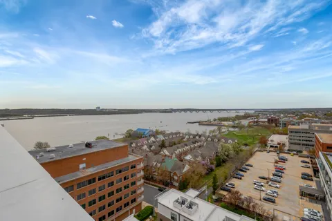 $960,000 | 925 North Fairfax Street, Unit 610, Alexandria, VA 22314
