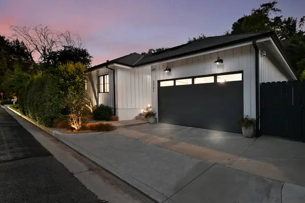 $3,350,000 | 3721 Woodcliff Road, Sherman Oaks, CA 91403