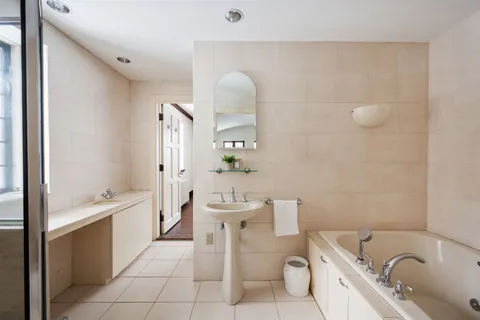 $3,850,000 | Address Upon Request, Hingham, MA 02043