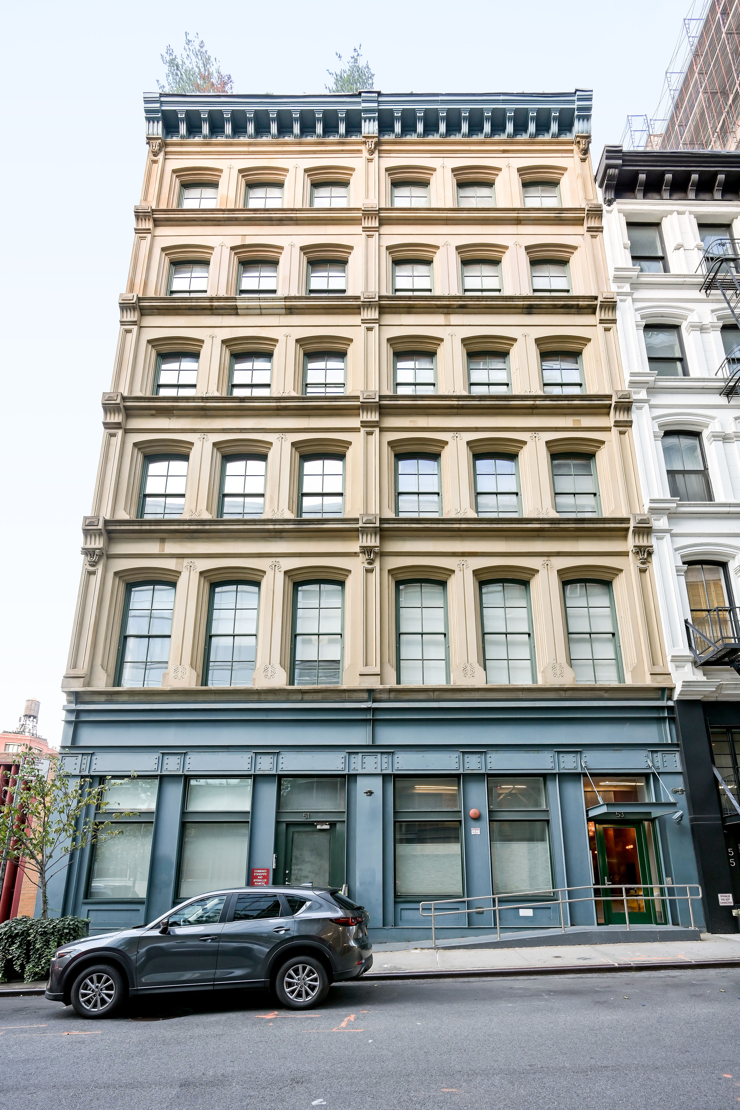 53 Leonard Street, Unit PH Manhattan, NY 10013 - Photo 23 of 24 a building view