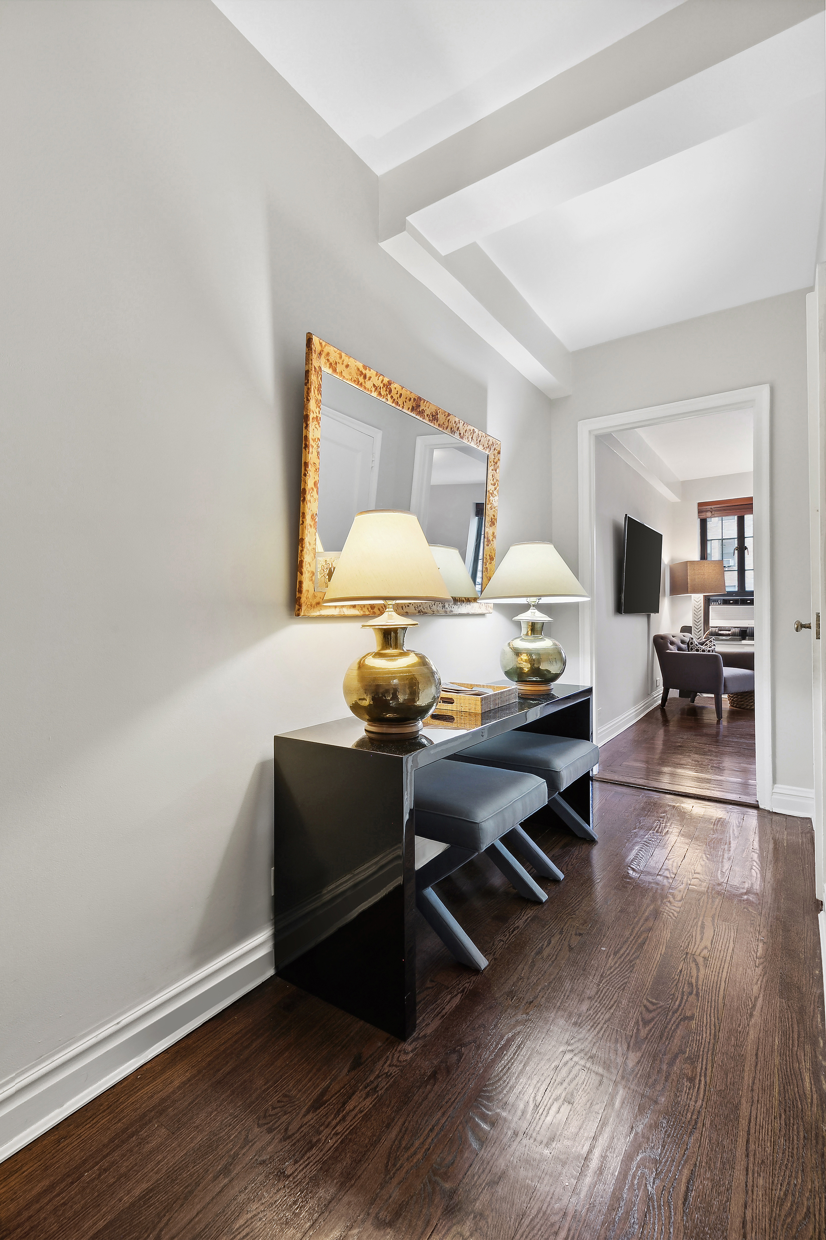 201 West 16th Street, Unit 9B Manhattan, NY 10011 - Photo 2 of 9 Gallery Image 2