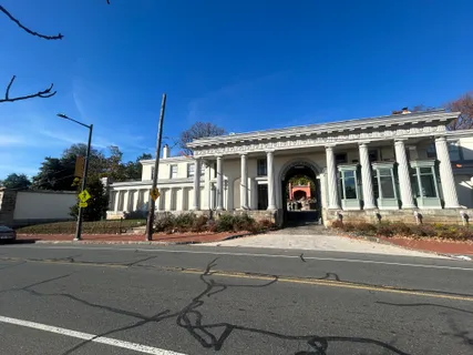 a view of an outdoor space and a yard
